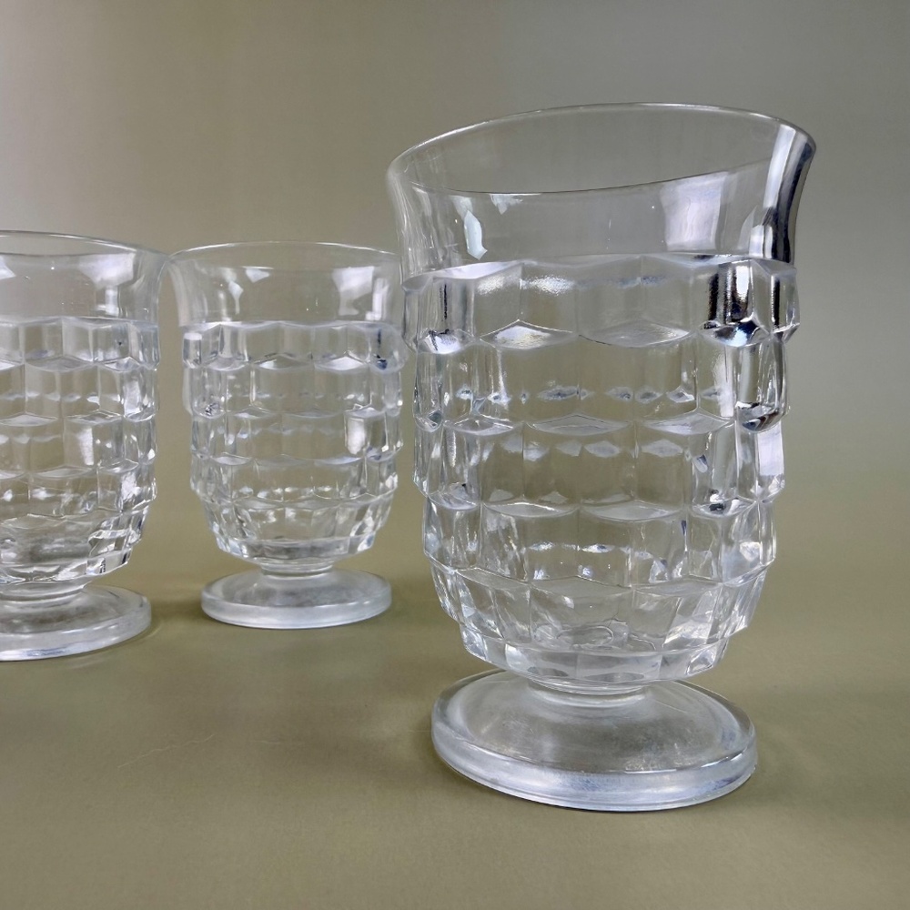Vintage Indiana Glass Footed Juice Cups | Clear Paneled Tumblers | Set of 4 - Picture 8 of 12